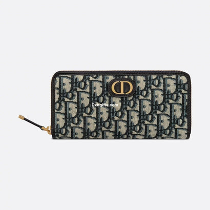 30 Montaigne Voyageur Long Wallet