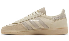 Ad Handball Spezial 'cream White Wonder Beige'