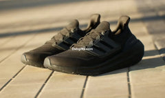 Ad Ultraboost Light Black