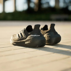 Ad Ultraboost Light Black