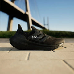 Ad Ultraboost Light Black