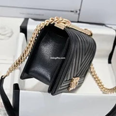 Chevron Caviar Boy Chnel Handbag