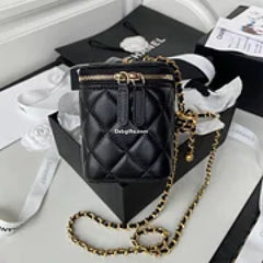 Chnel Vanity With Chain