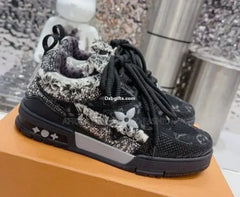 Iv Skate Crystal – Black Edition