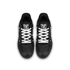 Iv Trainer Black