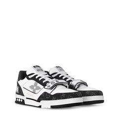 Iv Trainer Black And White