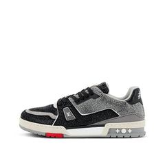 Iv Trainer Crystal  – Black Grey