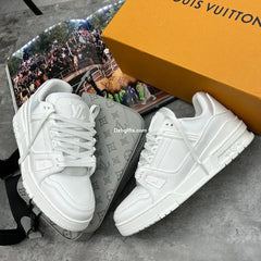 Iv Trainer White