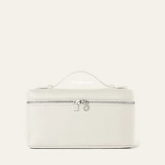 Loro P Extra Pocket L19 Grained Calfskin