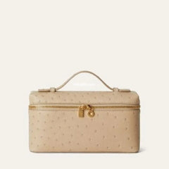 Loro P Extra Pocket L19 Ostrich Leather