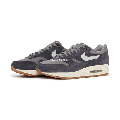 Nk Am 1 Premium Crepe Soft Grey Neutral Grey Thunde