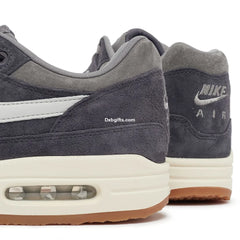 Nk Am 1 Premium Crepe Soft Grey Neutral Grey Thunde