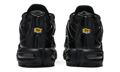 Nk Am Plus 'triple Black'