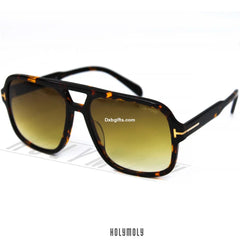 Tom F Falconer-02 Ft0884